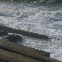 Verarbeitung und Anwendung WoCa Outdoor Wood Products Wood decking is treated and maintained with WOCA Decking Oil after a treatment with Decking Cleaner.